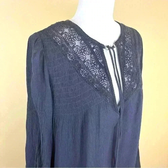 Free People Navy One Night Victorian Peasant Key Hole Back Rayon Tunic Size M - Picture 3 of 16